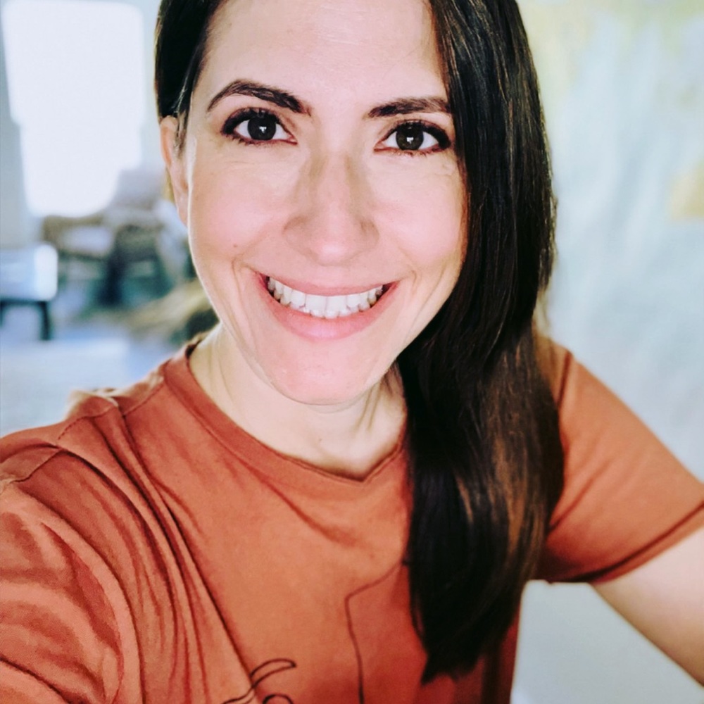 Meet your Posher, Alisa